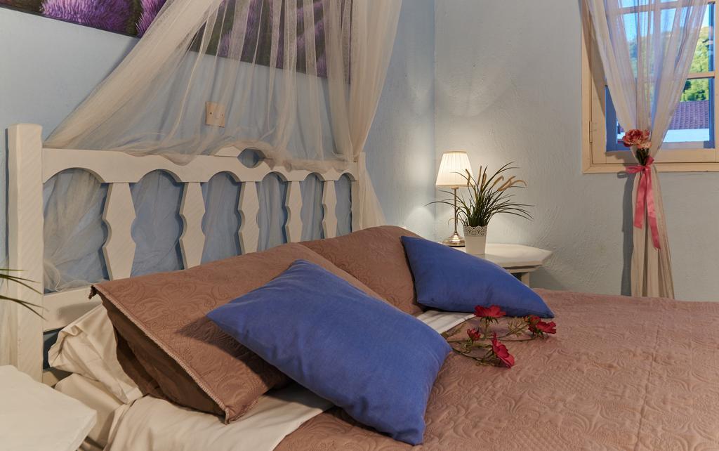 Greek House Hotel Neos Marmaras Extérieur photo